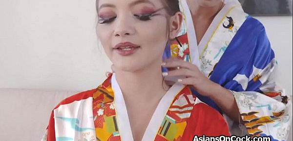  Beautiful geishas eating pussy and scissoring